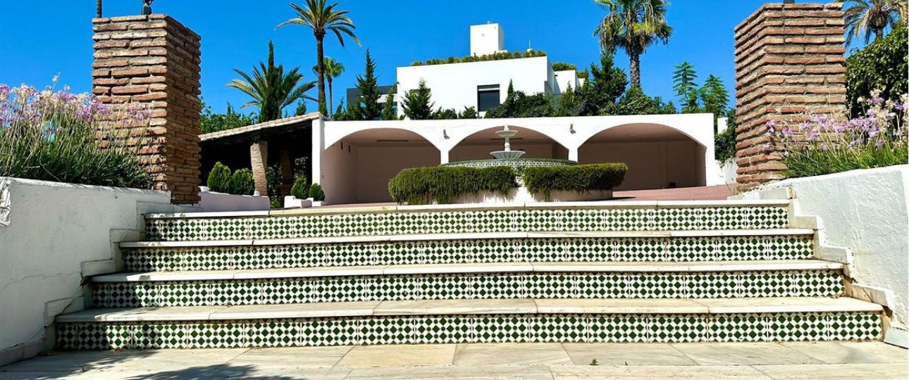 Wiederverkauf - Villa - Marbella - Nueva Andalucía
