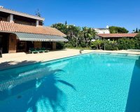 Wiederverkauf - Villa - Marbella - Nueva Andalucía