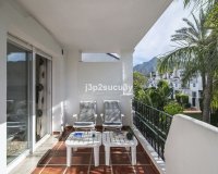 Wiederverkauf - Villa - Marbella - Nueva Andalucía