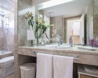 Wiederverkauf - Villa - Marbella - Nueva Andalucía