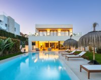 Wiederverkauf - Villa - Marbella - Nueva Andalucía