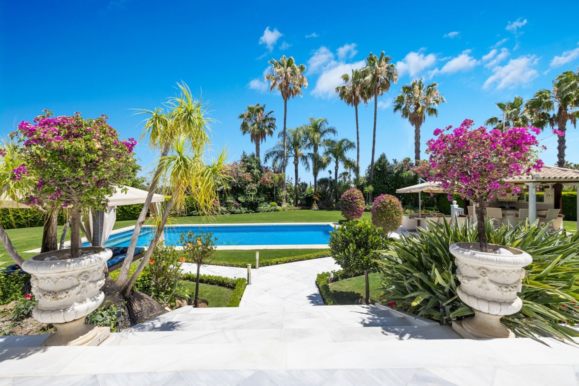Wiederverkauf - Villa - Marbella - Nueva Andalucía