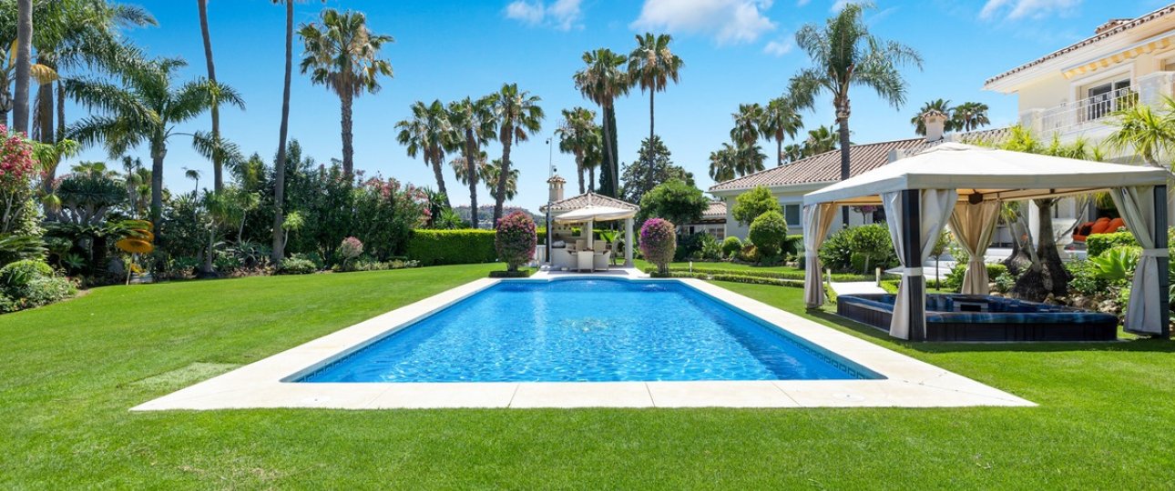 Wiederverkauf - Villa - Marbella - Nueva Andalucía