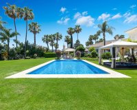 Wiederverkauf - Villa - Marbella - Nueva Andalucía