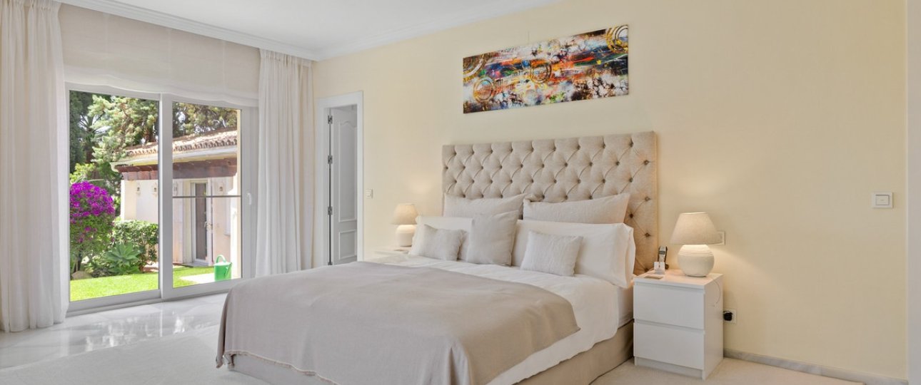 Wiederverkauf - Villa - Marbella - Nueva Andalucía