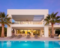 Wiederverkauf - Villa - Marbella - Nueva Andalucía