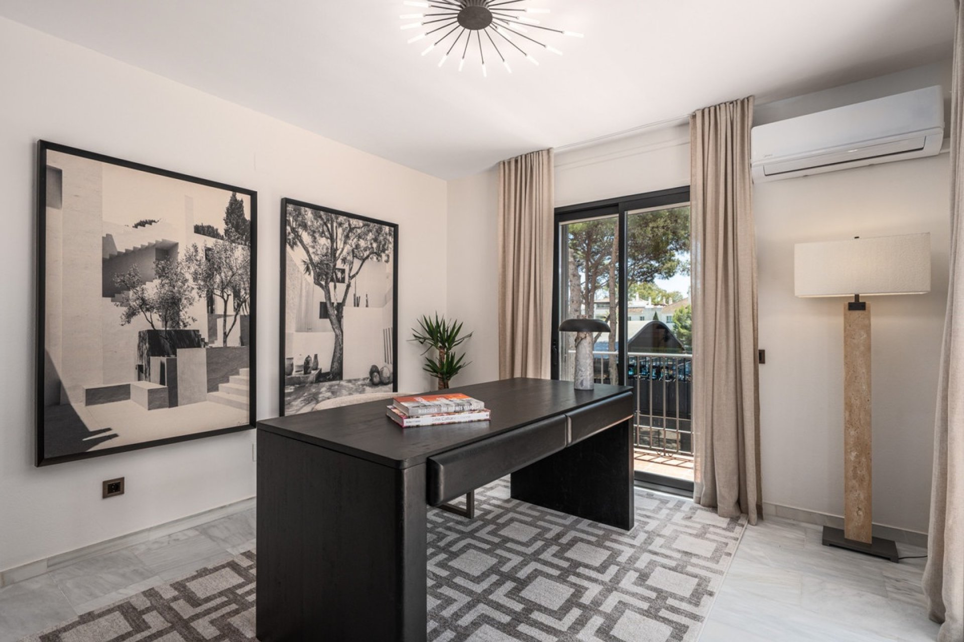 Wiederverkauf - Villa - Marbella - Nueva Andalucía