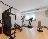 Wiederverkauf - Villa - Marbella - Nueva Andalucía