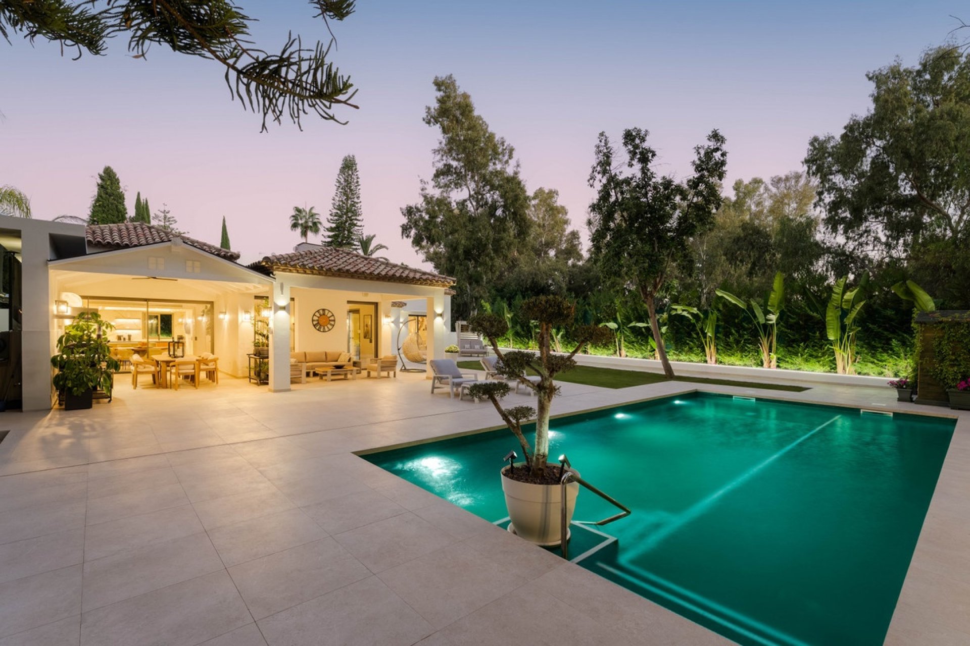 Wiederverkauf - Villa - Marbella - Nueva Andalucía