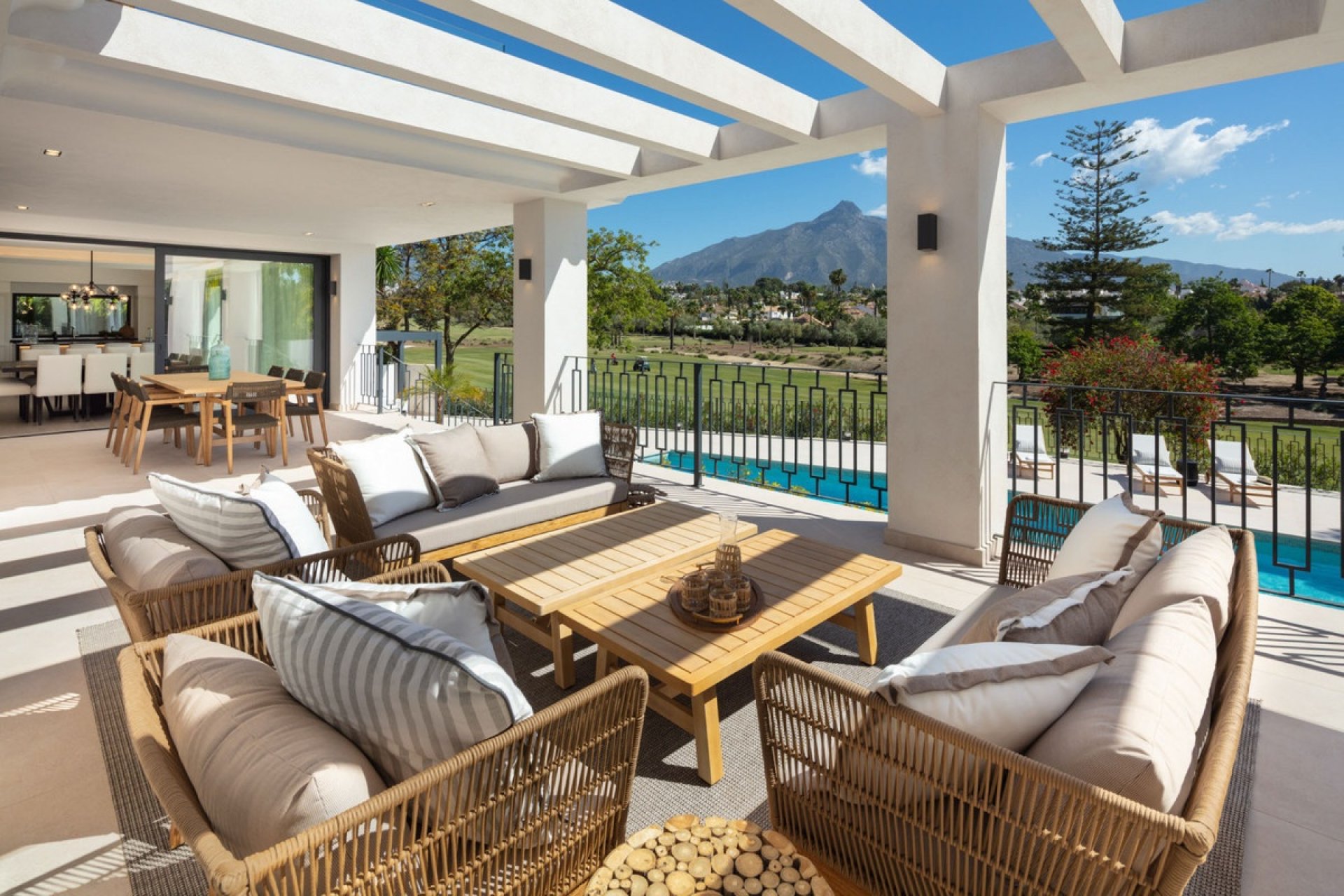 Wiederverkauf - Villa - Marbella - Nueva Andalucía