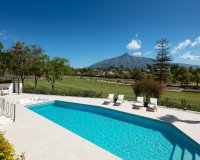 Wiederverkauf - Villa - Marbella - Nueva Andalucía