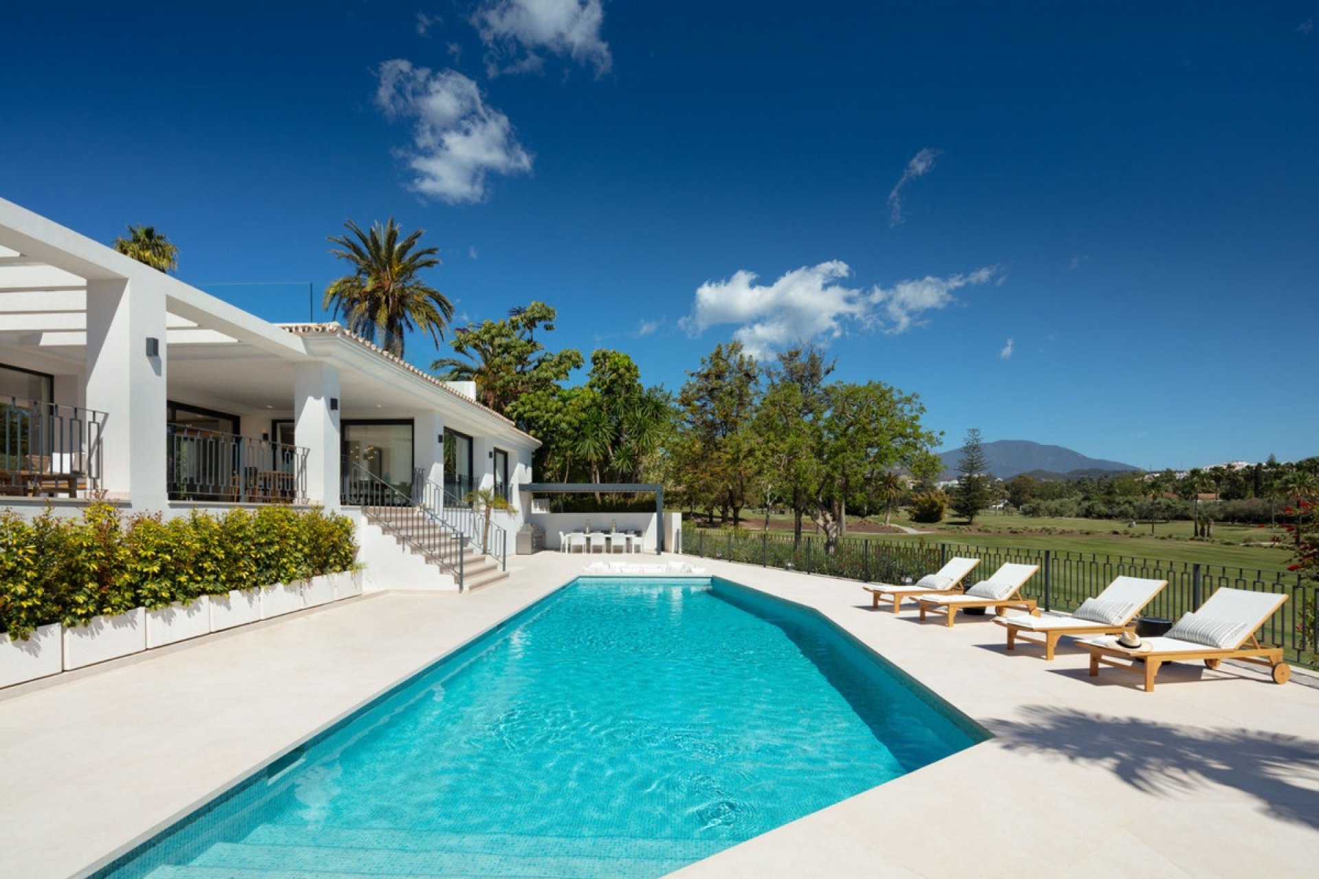 Wiederverkauf - Villa - Marbella - Nueva Andalucía