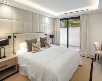 Wiederverkauf - Villa - Marbella - Nueva Andalucía