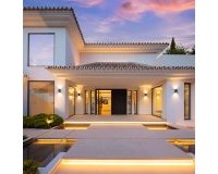 Wiederverkauf - Villa - Marbella - Nueva Andalucía