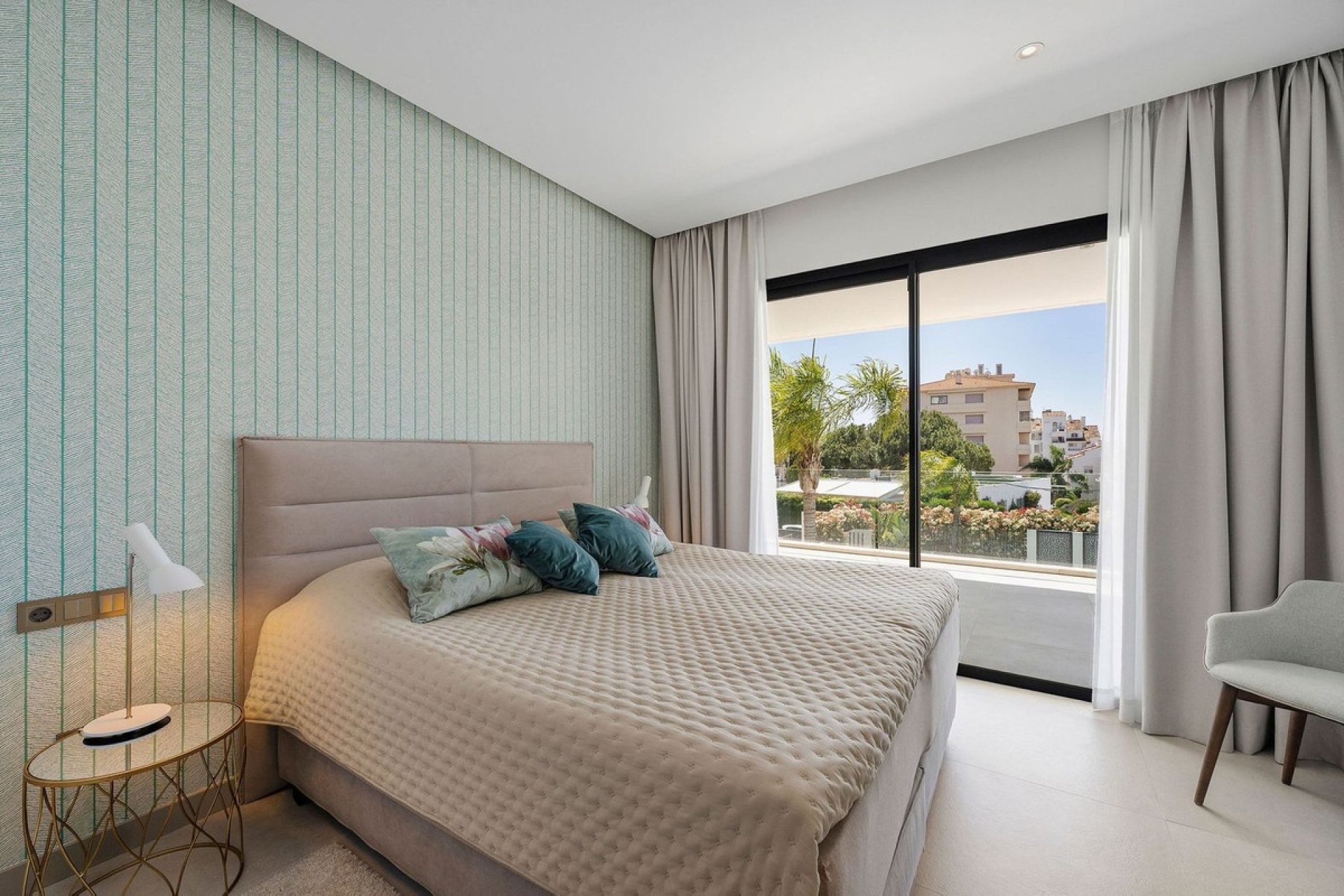 Wiederverkauf - Villa - Marbella - Nueva Andalucía