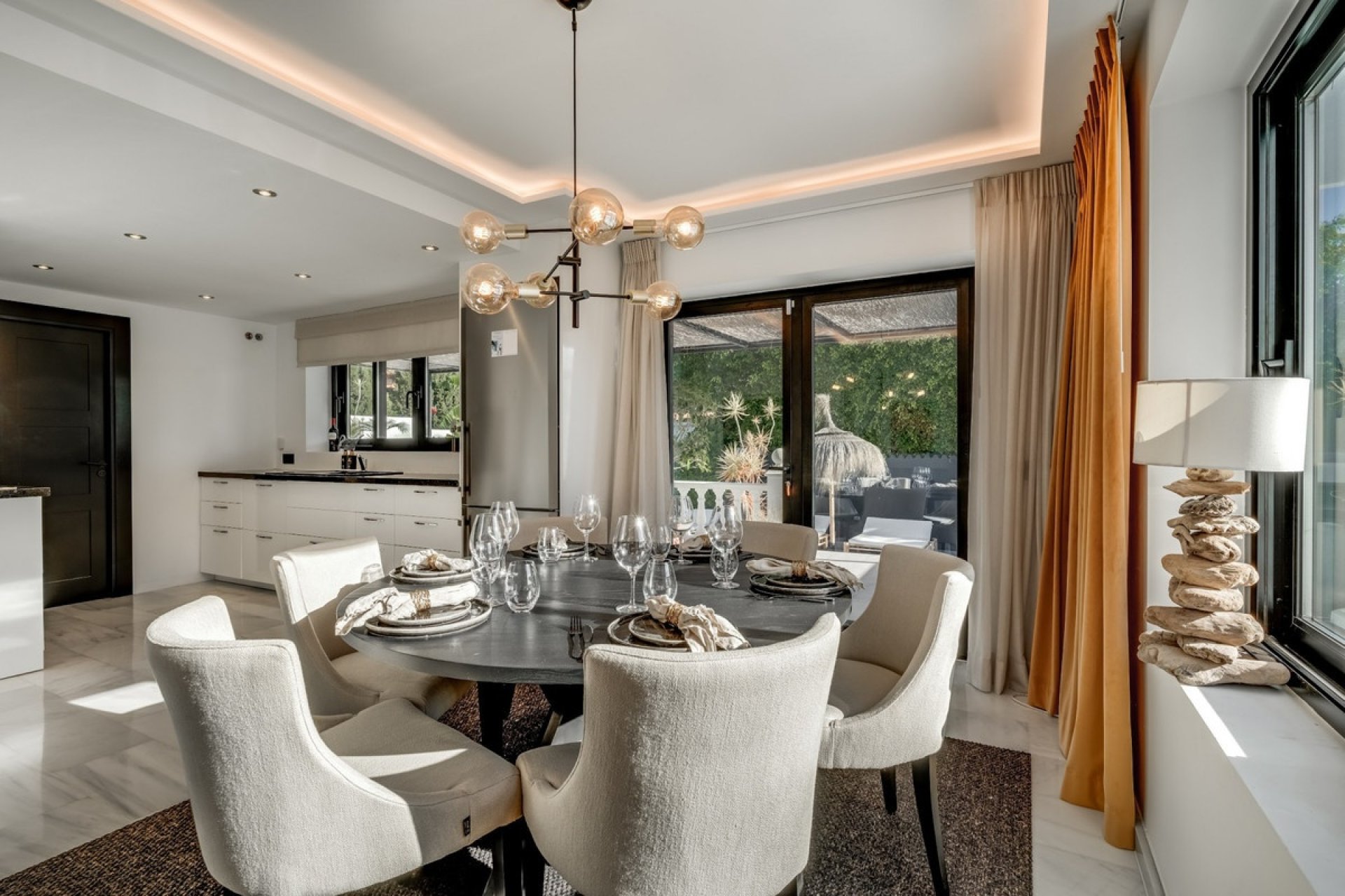 Wiederverkauf - Villa - Marbella - Nueva Andalucía