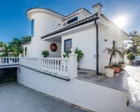 Wiederverkauf - Villa - Marbella - Nueva Andalucía