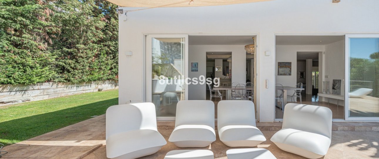 Wiederverkauf - Villa - Marbella - Nueva Andalucía