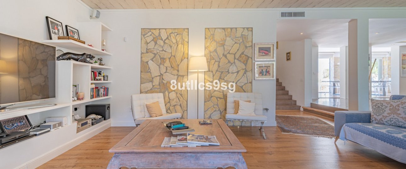 Wiederverkauf - Villa - Marbella - Nueva Andalucía