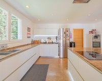 Wiederverkauf - Villa - Marbella - Nueva Andalucía