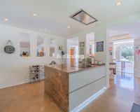 Wiederverkauf - Villa - Marbella - Nueva Andalucía