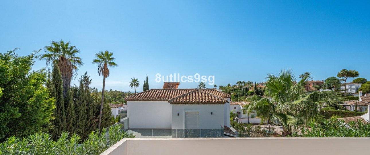 Wiederverkauf - Villa - Marbella - Nueva Andalucía