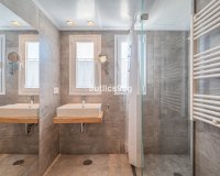 Wiederverkauf - Villa - Marbella - Nueva Andalucía