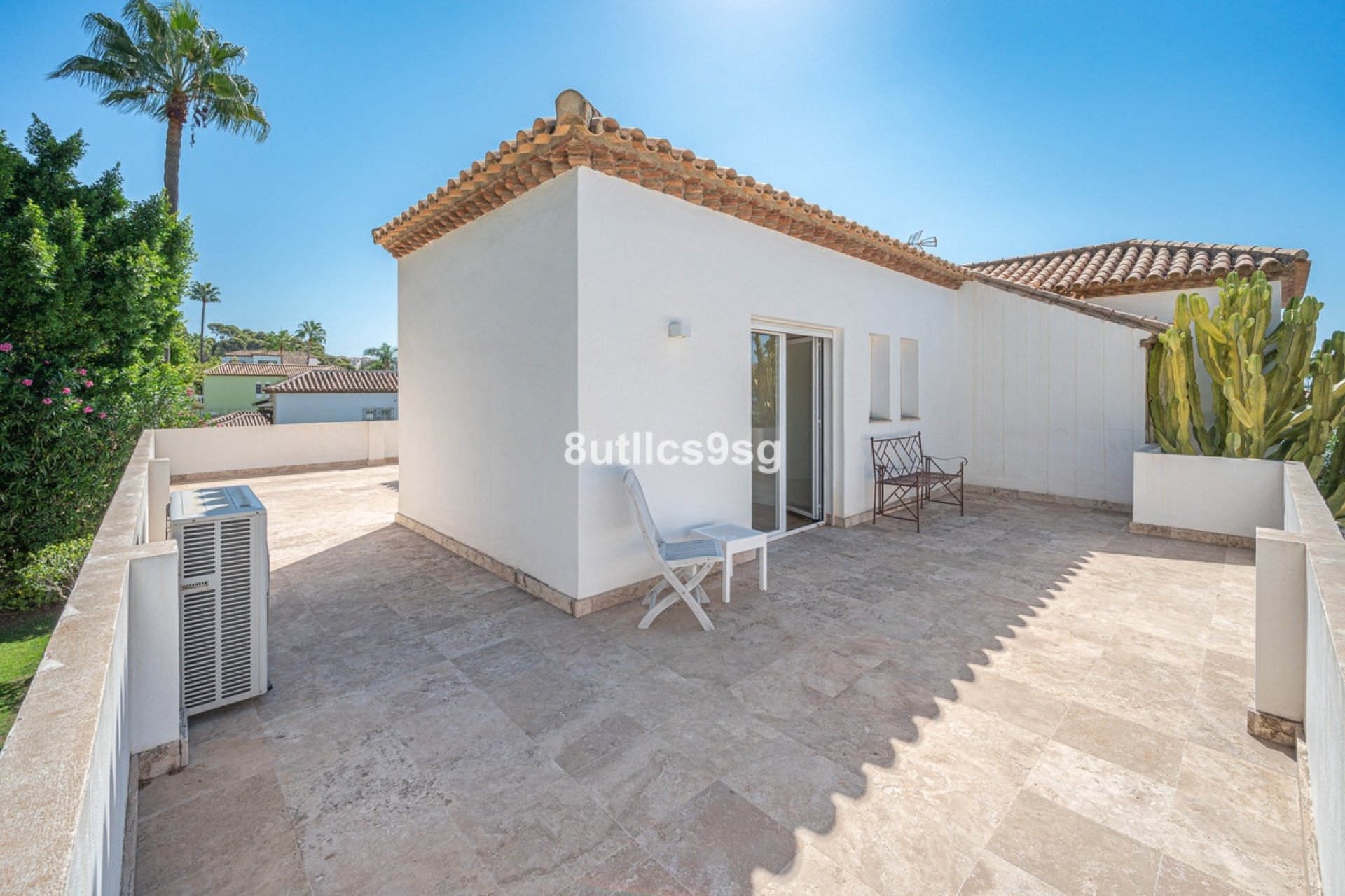 Wiederverkauf - Villa - Marbella - Nueva Andalucía