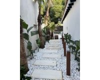 Wiederverkauf - Villa - Marbella - Nueva Andalucía
