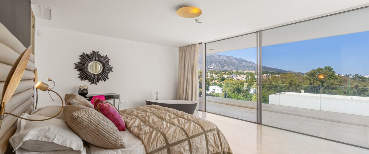 Wiederverkauf - Villa - Marbella - Nueva Andalucía