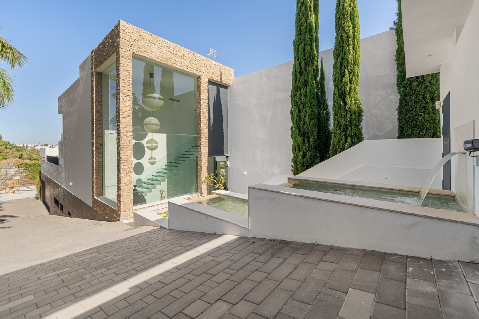 Wiederverkauf - Villa - Marbella - Nueva Andalucía
