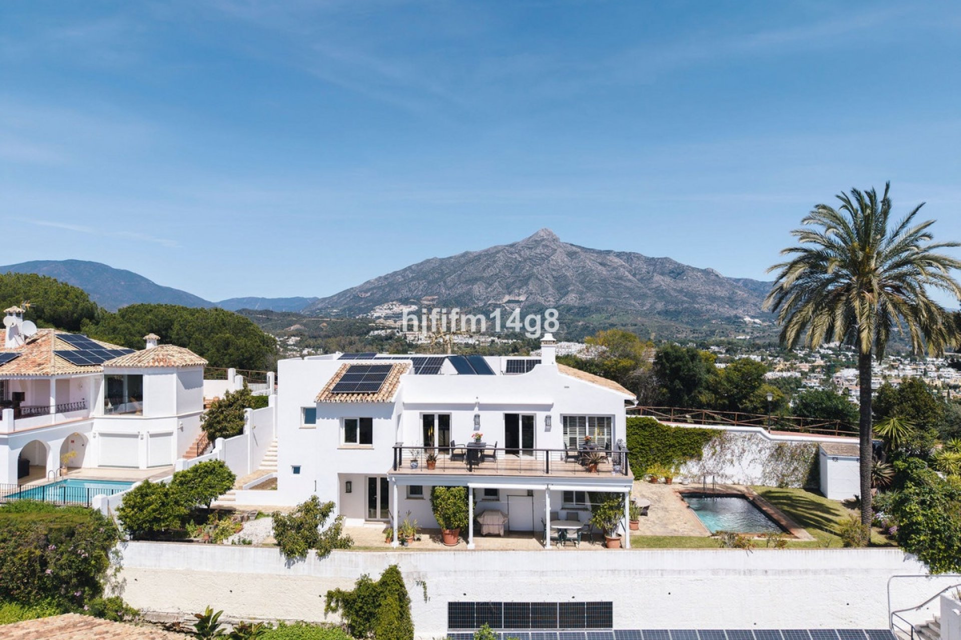 Wiederverkauf - Villa - Marbella - Nueva Andalucía