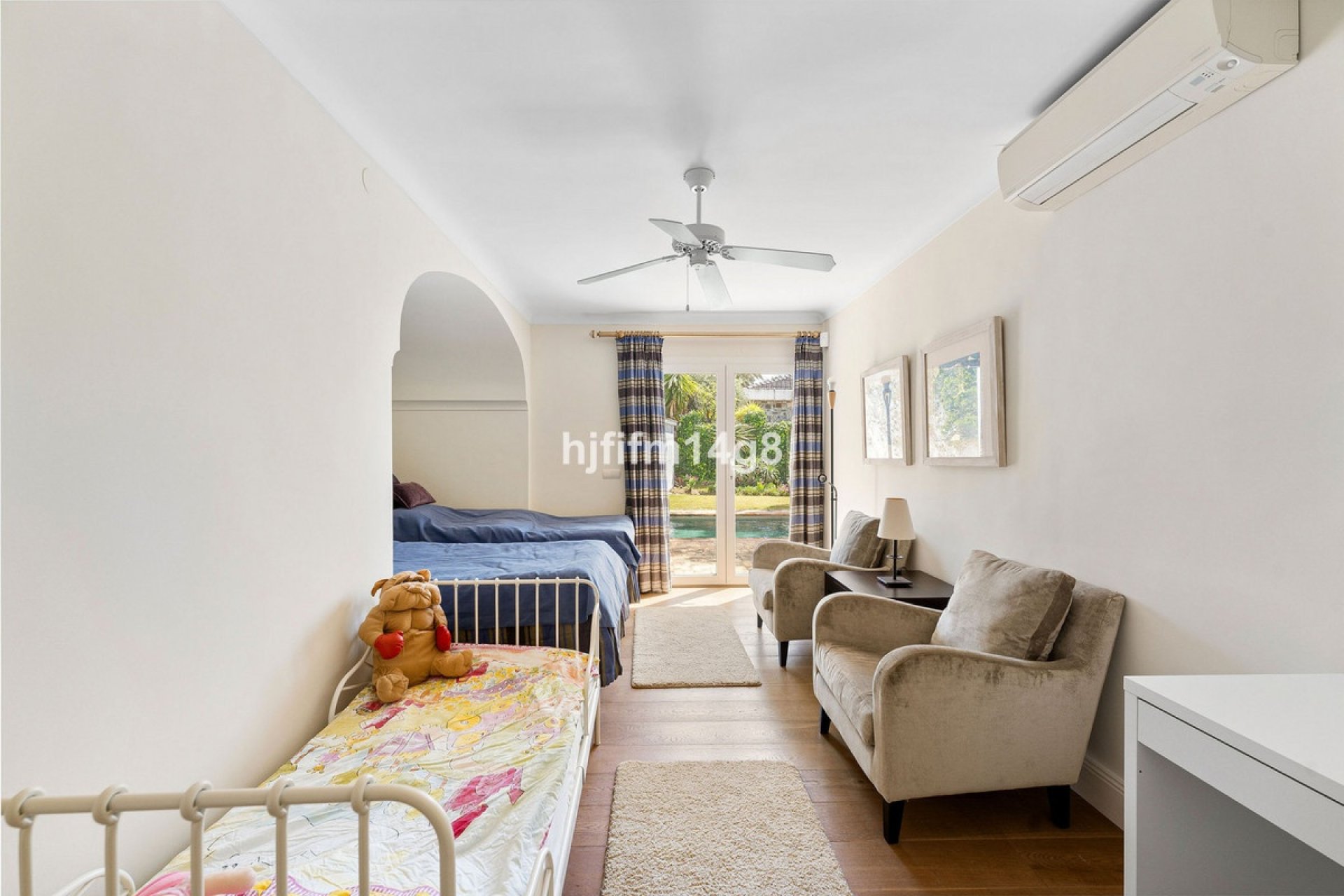 Wiederverkauf - Villa - Marbella - Nueva Andalucía