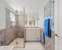 Wiederverkauf - Villa - Marbella - Nueva Andalucía