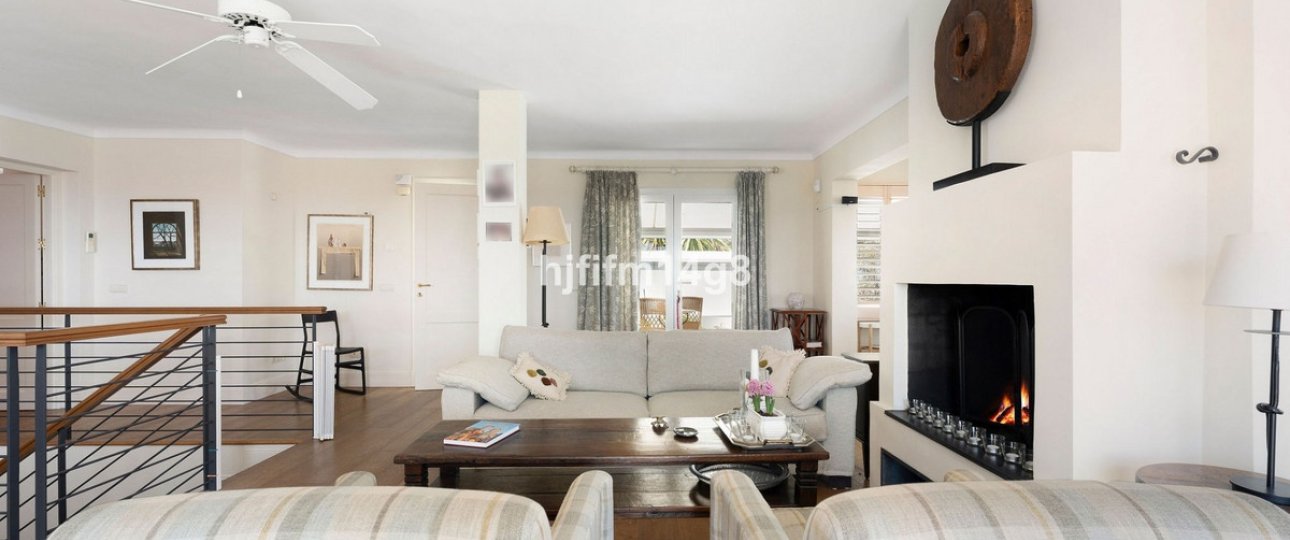 Wiederverkauf - Villa - Marbella - Nueva Andalucía