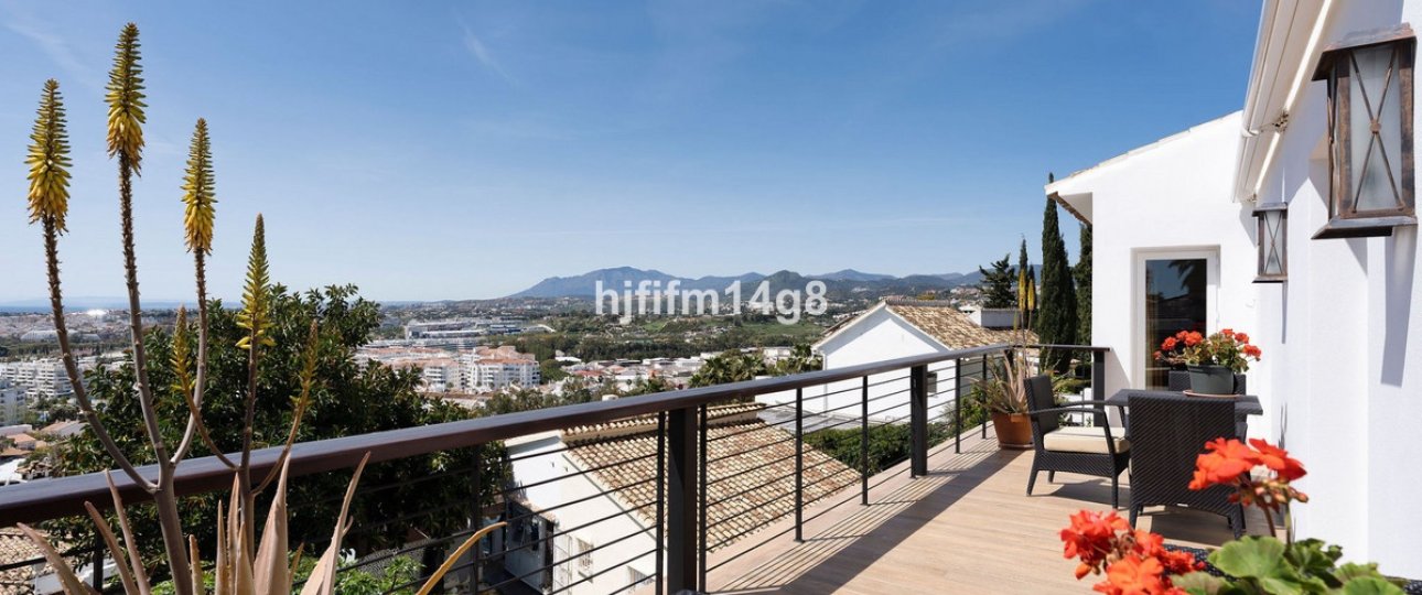 Wiederverkauf - Villa - Marbella - Nueva Andalucía