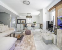 Wiederverkauf - Villa - Marbella - Nueva Andalucía