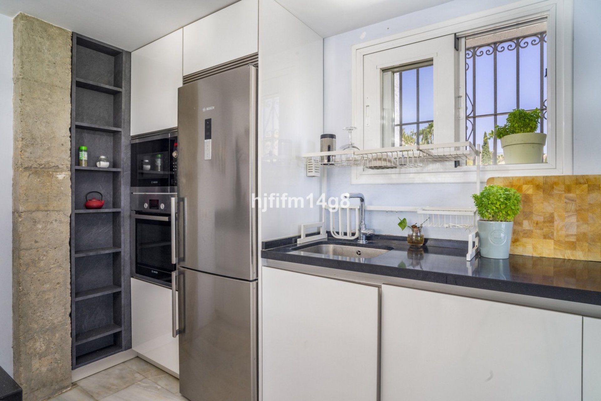 Wiederverkauf - Villa - Marbella - Nueva Andalucía