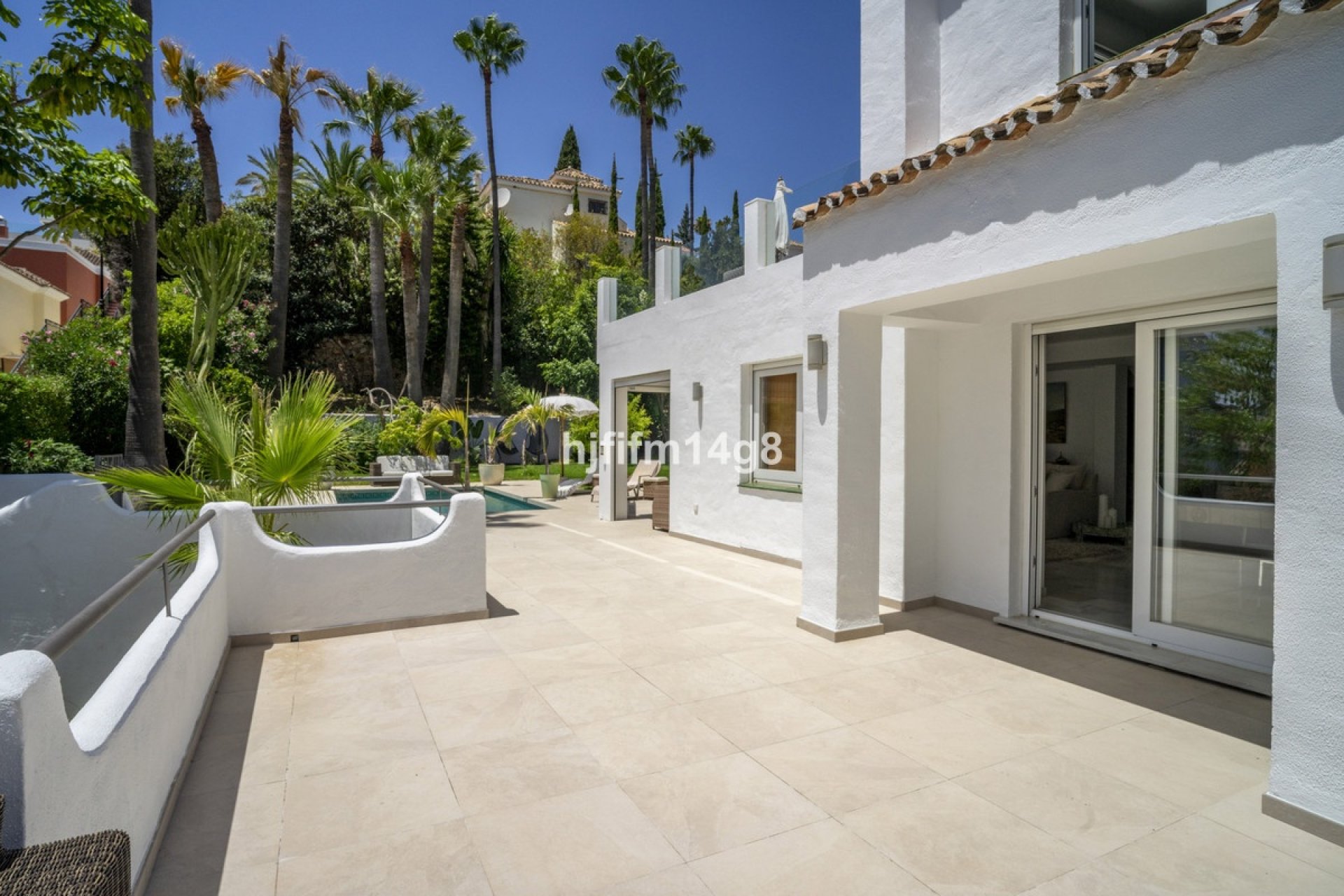 Wiederverkauf - Villa - Marbella - Nueva Andalucía