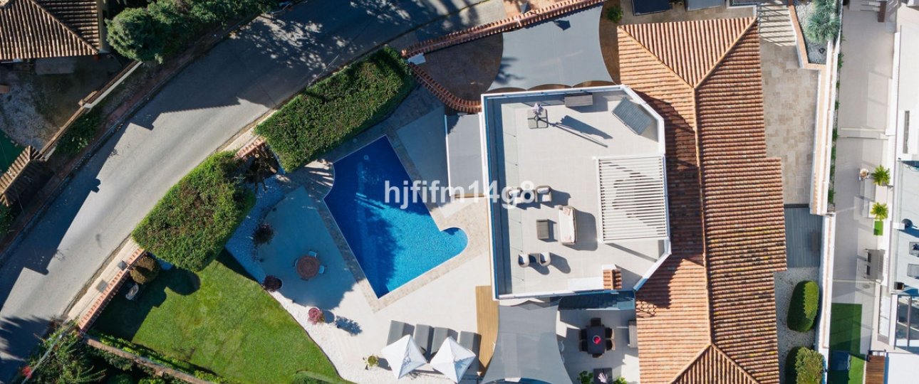 Wiederverkauf - Villa - Marbella - Nueva Andalucía