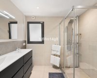 Wiederverkauf - Villa - Marbella - Nueva Andalucía