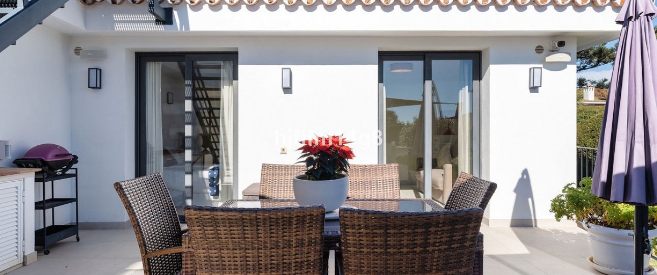 Wiederverkauf - Villa - Marbella - Nueva Andalucía