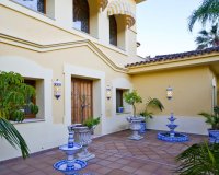 Wiederverkauf - Villa - Marbella - Nueva Andalucía