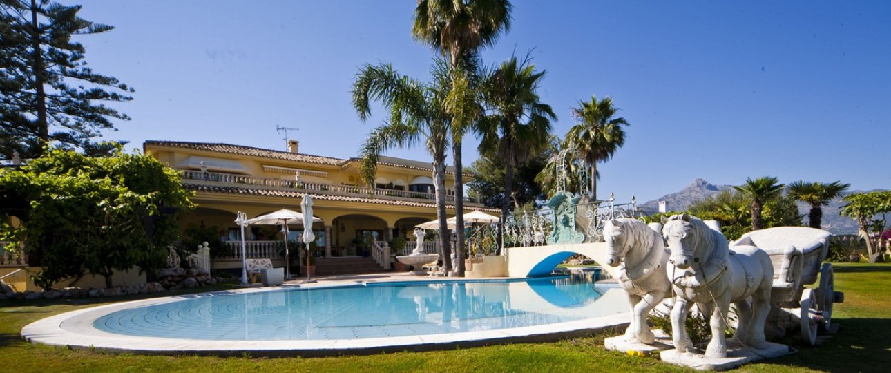 Wiederverkauf - Villa - Marbella - Nueva Andalucía