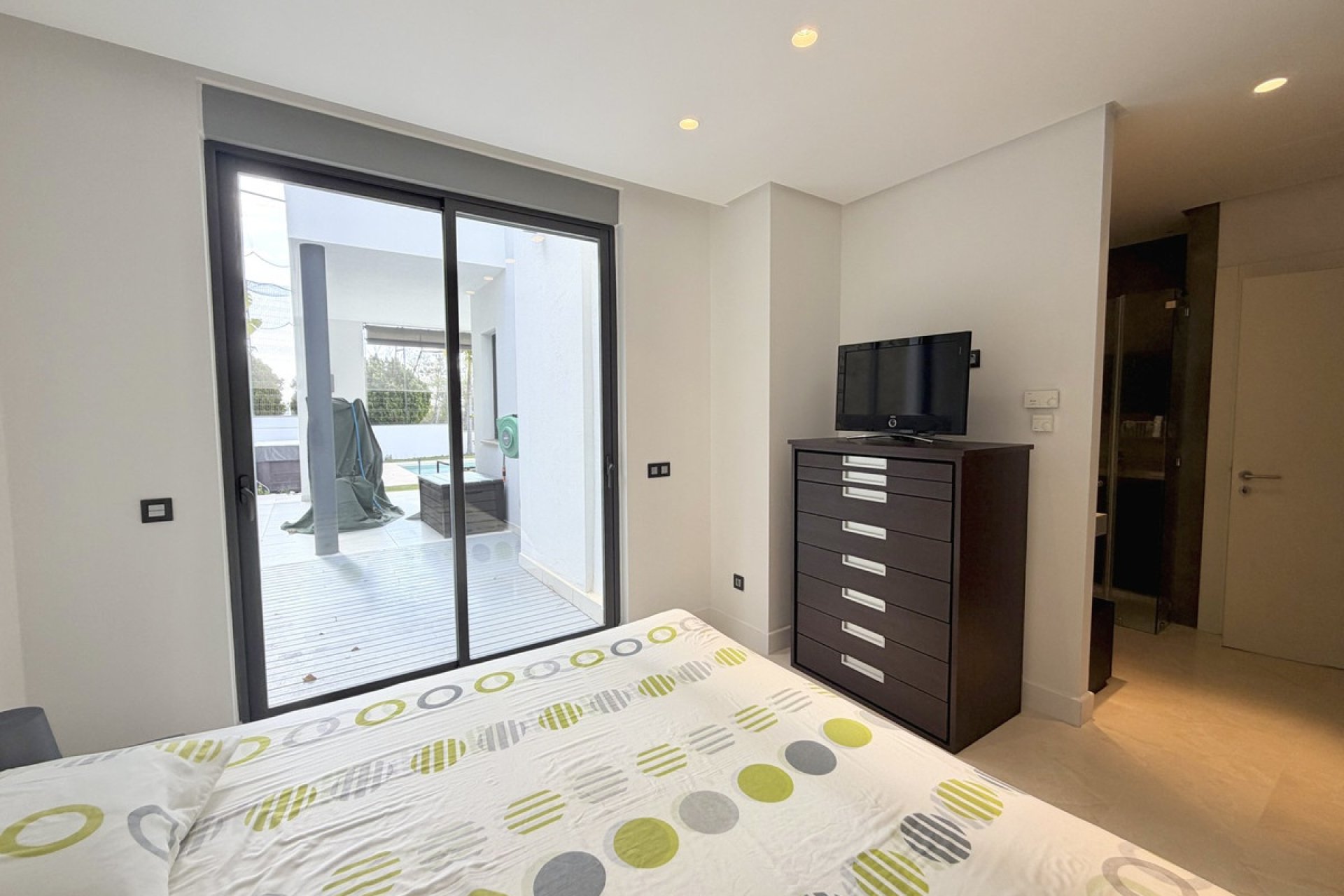 Wiederverkauf - Villa - Marbella - Nueva Andalucía