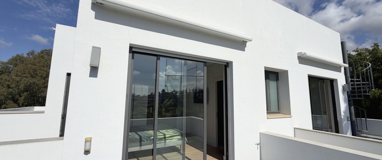 Wiederverkauf - Villa - Marbella - Nueva Andalucía