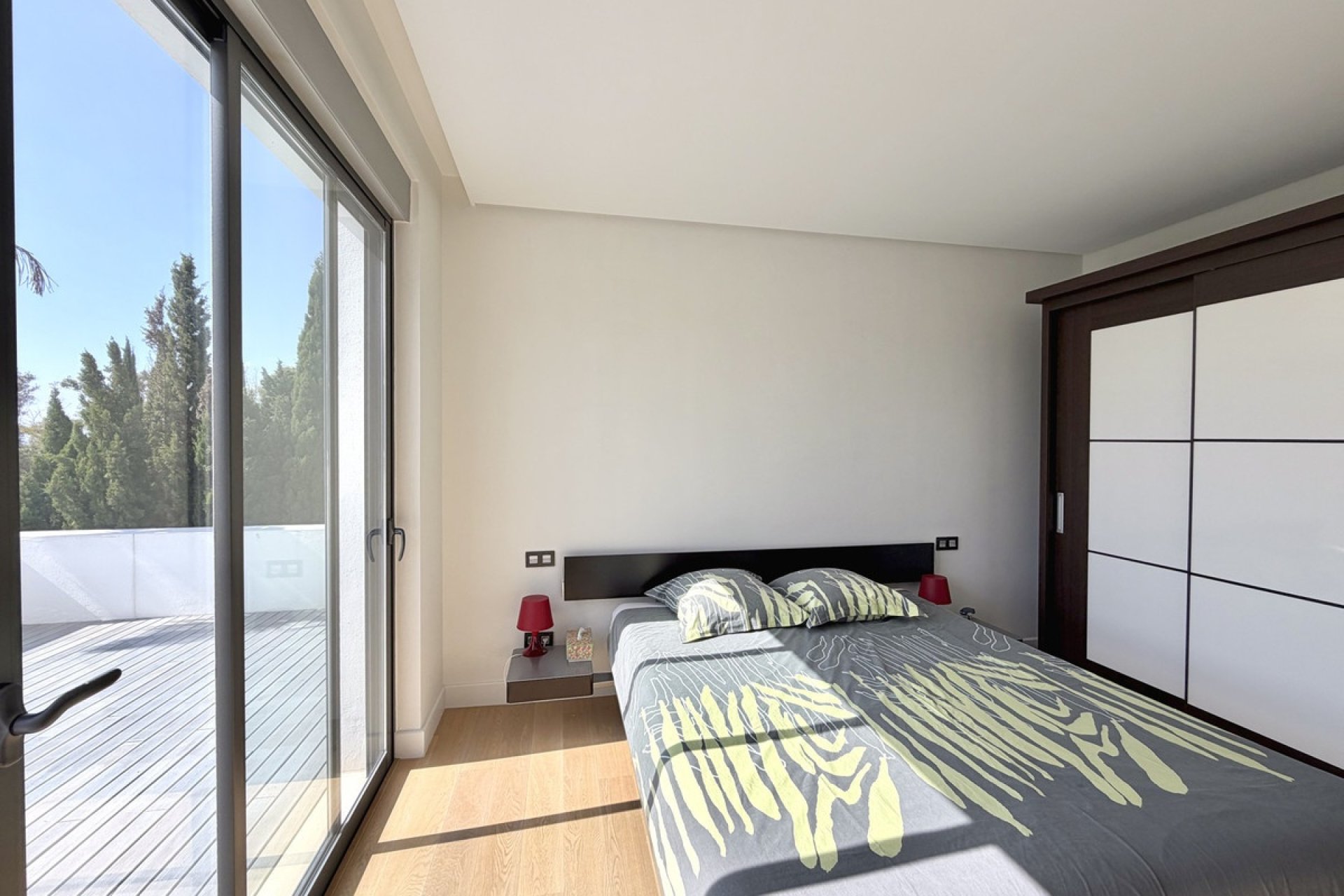Wiederverkauf - Villa - Marbella - Nueva Andalucía