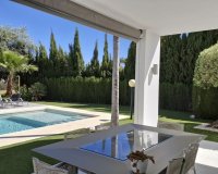 Wiederverkauf - Villa - Marbella - Nueva Andalucía