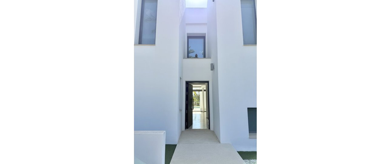 Wiederverkauf - Villa - Marbella - Nueva Andalucía