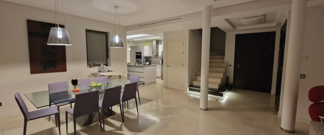 Wiederverkauf - Villa - Marbella - Nueva Andalucía